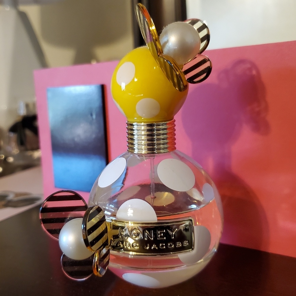 Marc Jacob's HONEY